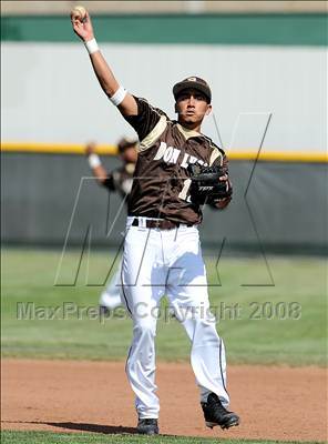Thumbnail 2 in Don Lugo @ Montclair photogallery.