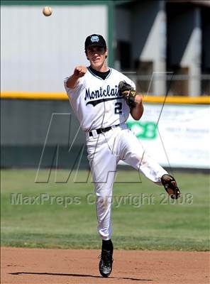 Thumbnail 2 in Don Lugo @ Montclair photogallery.