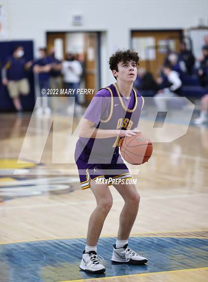 Thumbnail 2 in Our Lady of the Sacred Heart vs Shenango photogallery.