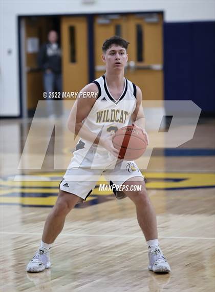 Thumbnail 1 in Our Lady of the Sacred Heart vs Shenango photogallery.