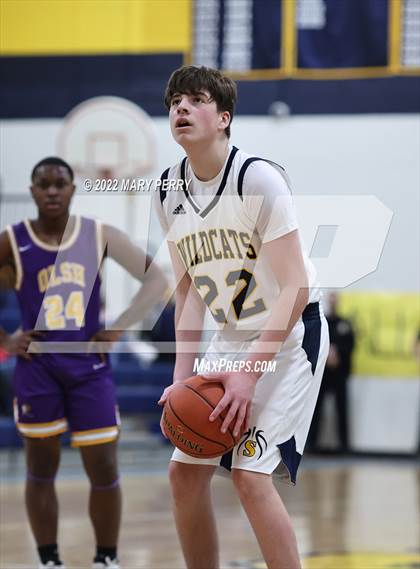Thumbnail 2 in Our Lady of the Sacred Heart vs Shenango photogallery.