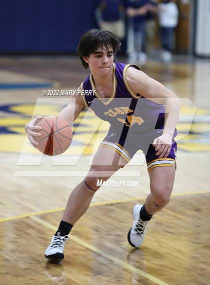 Thumbnail 2 in Our Lady of the Sacred Heart vs Shenango photogallery.