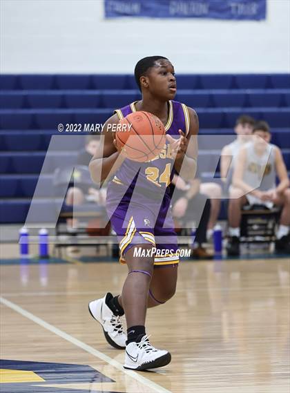 Thumbnail 3 in Our Lady of the Sacred Heart vs Shenango photogallery.