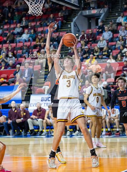 Thumbnail 3 in Tuckahoe vs Berne-Knox-Westerlo (NYSPHSAA Class C Semifinal) photogallery.