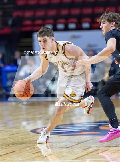Thumbnail 3 in Tuckahoe vs Berne-Knox-Westerlo (NYSPHSAA Class C Semifinal) photogallery.