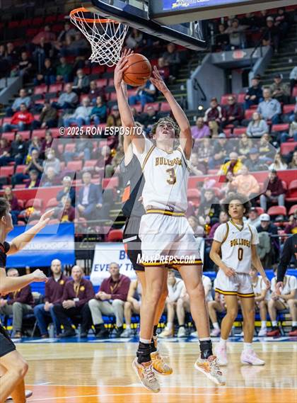 Thumbnail 2 in Tuckahoe vs Berne-Knox-Westerlo (NYSPHSAA Class C Semifinal) photogallery.