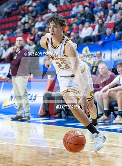 Thumbnail 3 in Tuckahoe vs Berne-Knox-Westerlo (NYSPHSAA Class C Semifinal) photogallery.