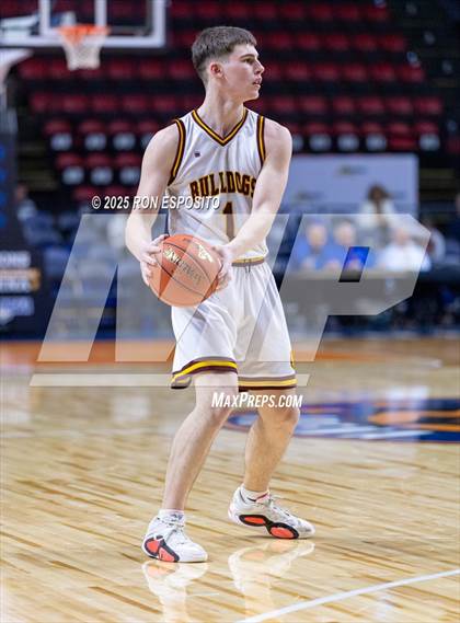 Thumbnail 1 in Tuckahoe vs Berne-Knox-Westerlo (NYSPHSAA Class C Semifinal) photogallery.