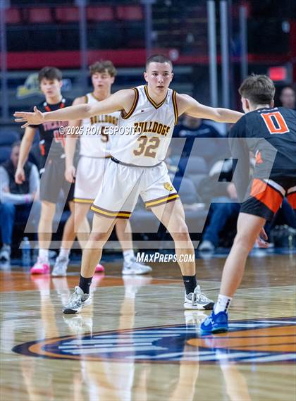 Thumbnail 2 in Tuckahoe vs Berne-Knox-Westerlo (NYSPHSAA Class C Semifinal) photogallery.