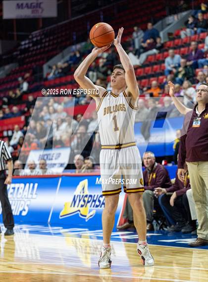 Thumbnail 1 in Tuckahoe vs Berne-Knox-Westerlo (NYSPHSAA Class C Semifinal) photogallery.