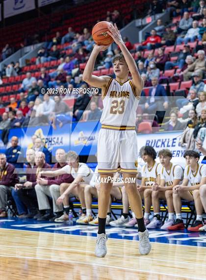 Thumbnail 2 in Tuckahoe vs Berne-Knox-Westerlo (NYSPHSAA Class C Semifinal) photogallery.