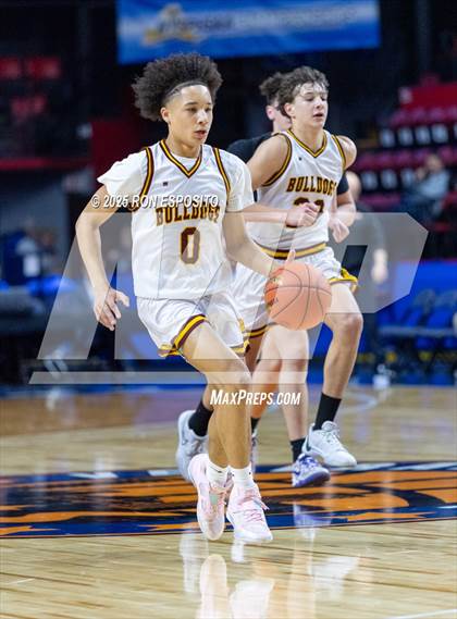 Thumbnail 2 in Tuckahoe vs Berne-Knox-Westerlo (NYSPHSAA Class C Semifinal) photogallery.