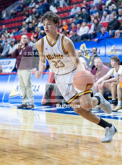 Thumbnail 2 in Tuckahoe vs Berne-Knox-Westerlo (NYSPHSAA Class C Semifinal) photogallery.
