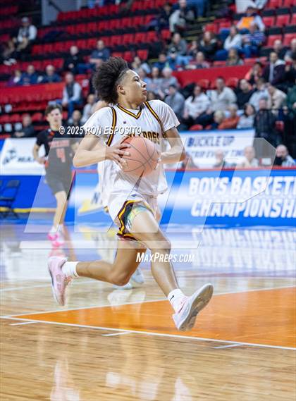 Thumbnail 1 in Tuckahoe vs Berne-Knox-Westerlo (NYSPHSAA Class C Semifinal) photogallery.