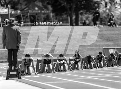 Thumbnail 2 in West Coast Relays photogallery.