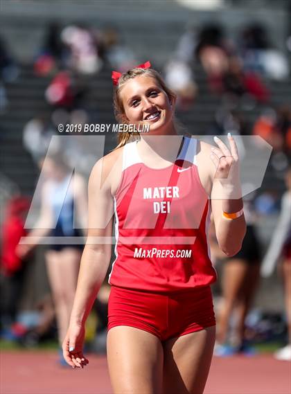 Thumbnail 2 in West Coast Relays photogallery.
