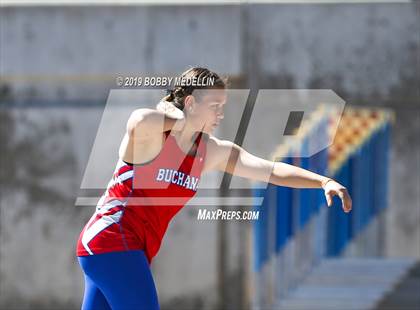 Thumbnail 3 in West Coast Relays photogallery.