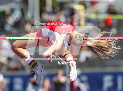 Thumbnail 3 in West Coast Relays photogallery.