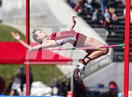 Thumbnail 3 in West Coast Relays photogallery.