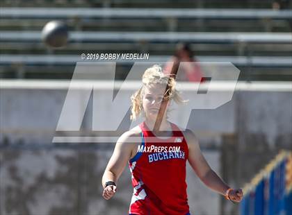 Thumbnail 1 in West Coast Relays photogallery.