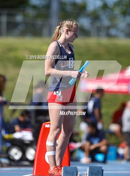 Thumbnail 3 in West Coast Relays photogallery.