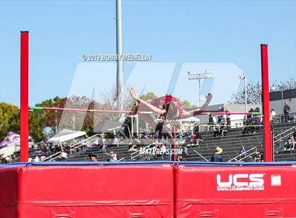 Thumbnail 1 in West Coast Relays photogallery.