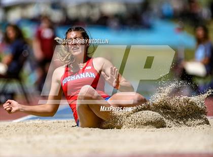 Thumbnail 1 in West Coast Relays photogallery.
