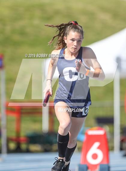 Thumbnail 2 in West Coast Relays photogallery.