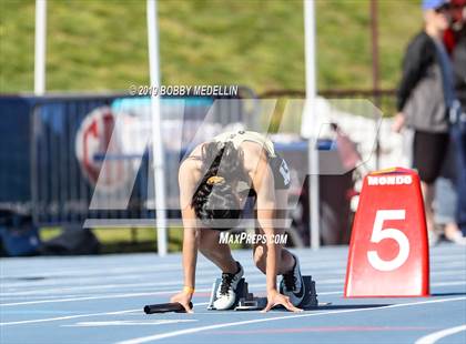 Thumbnail 1 in West Coast Relays photogallery.