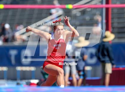 Thumbnail 2 in West Coast Relays photogallery.