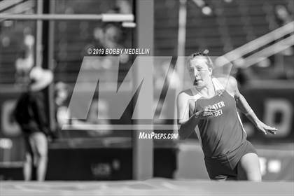 Thumbnail 3 in West Coast Relays photogallery.