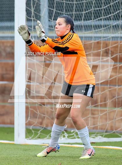 Thumbnail 3 in Toledo @ Friday Harbor (WIAA 1B/2B Playoffs) photogallery.