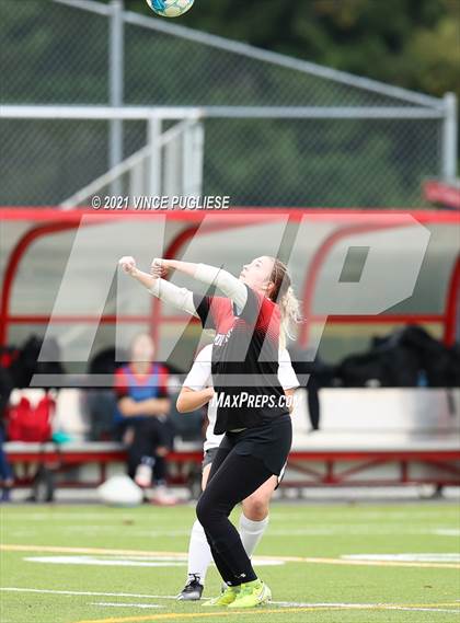 Thumbnail 1 in Toledo @ Friday Harbor (WIAA 1B/2B Playoffs) photogallery.