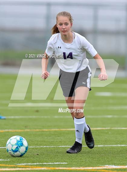 Thumbnail 2 in Toledo @ Friday Harbor (WIAA 1B/2B Playoffs) photogallery.