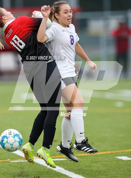 Thumbnail 1 in Toledo @ Friday Harbor (WIAA 1B/2B Playoffs) photogallery.