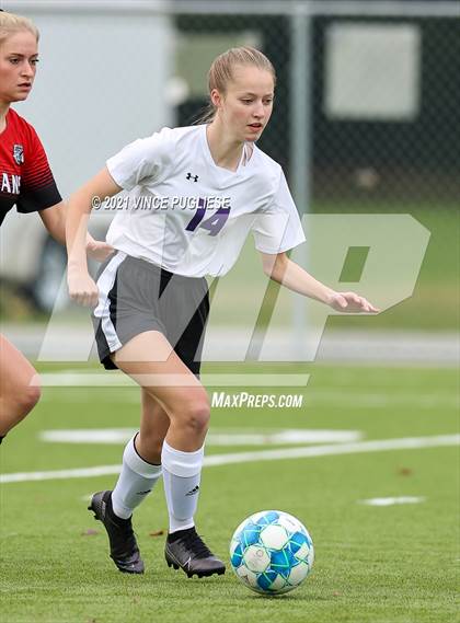 Thumbnail 1 in Toledo @ Friday Harbor (WIAA 1B/2B Playoffs) photogallery.