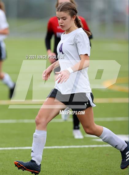 Thumbnail 3 in Toledo @ Friday Harbor (WIAA 1B/2B Playoffs) photogallery.
