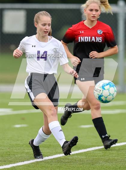 Thumbnail 3 in Toledo @ Friday Harbor (WIAA 1B/2B Playoffs) photogallery.