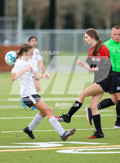 Thumbnail 1 in Toledo @ Friday Harbor (WIAA 1B/2B Playoffs) photogallery.