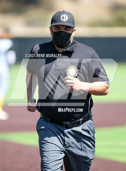 Thumbnail 1 in Ventura @ Flintridge Prep (CIF SS D5 First Round Playoff)  photogallery.