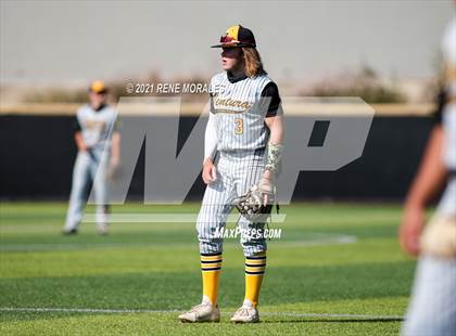 Thumbnail 1 in Ventura @ Flintridge Prep (CIF SS D5 First Round Playoff)  photogallery.