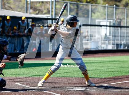 Thumbnail 3 in Ventura @ Flintridge Prep (CIF SS D5 First Round Playoff)  photogallery.