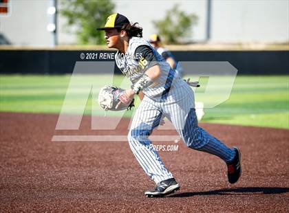 Thumbnail 2 in Ventura @ Flintridge Prep (CIF SS D5 First Round Playoff)  photogallery.