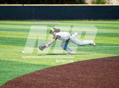 Thumbnail 2 in Ventura @ Flintridge Prep (CIF SS D5 First Round Playoff)  photogallery.
