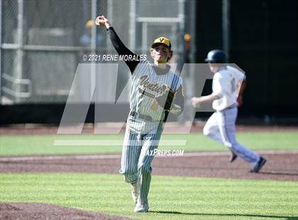 Thumbnail 3 in Ventura @ Flintridge Prep (CIF SS D5 First Round Playoff)  photogallery.
