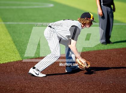 Thumbnail 3 in Ventura @ Flintridge Prep (CIF SS D5 First Round Playoff)  photogallery.