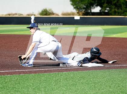 Thumbnail 3 in Ventura @ Flintridge Prep (CIF SS D5 First Round Playoff)  photogallery.