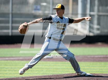 Thumbnail 2 in Ventura @ Flintridge Prep (CIF SS D5 First Round Playoff)  photogallery.
