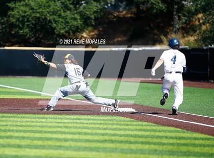 Thumbnail 1 in Ventura @ Flintridge Prep (CIF SS D5 First Round Playoff)  photogallery.