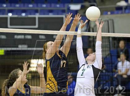 Thumbnail 2 in El Camino vs Gregori (CIF SJS D2 Final) photogallery.